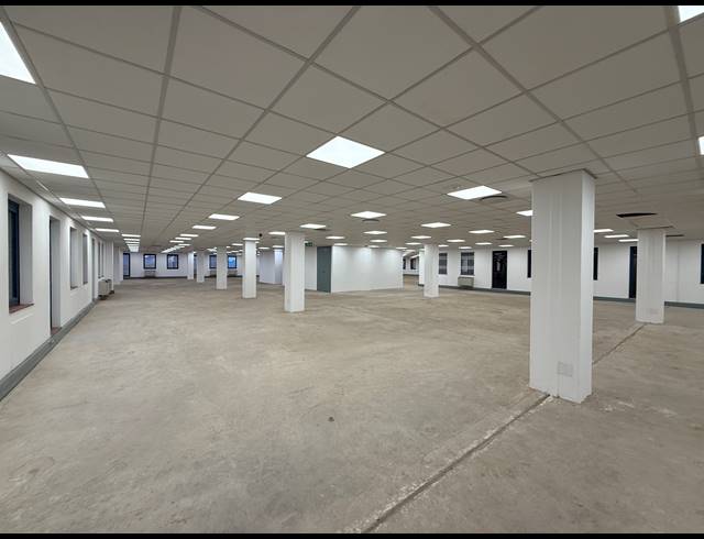 2,320M² OFFICE TO LET IN BRAAMPARK